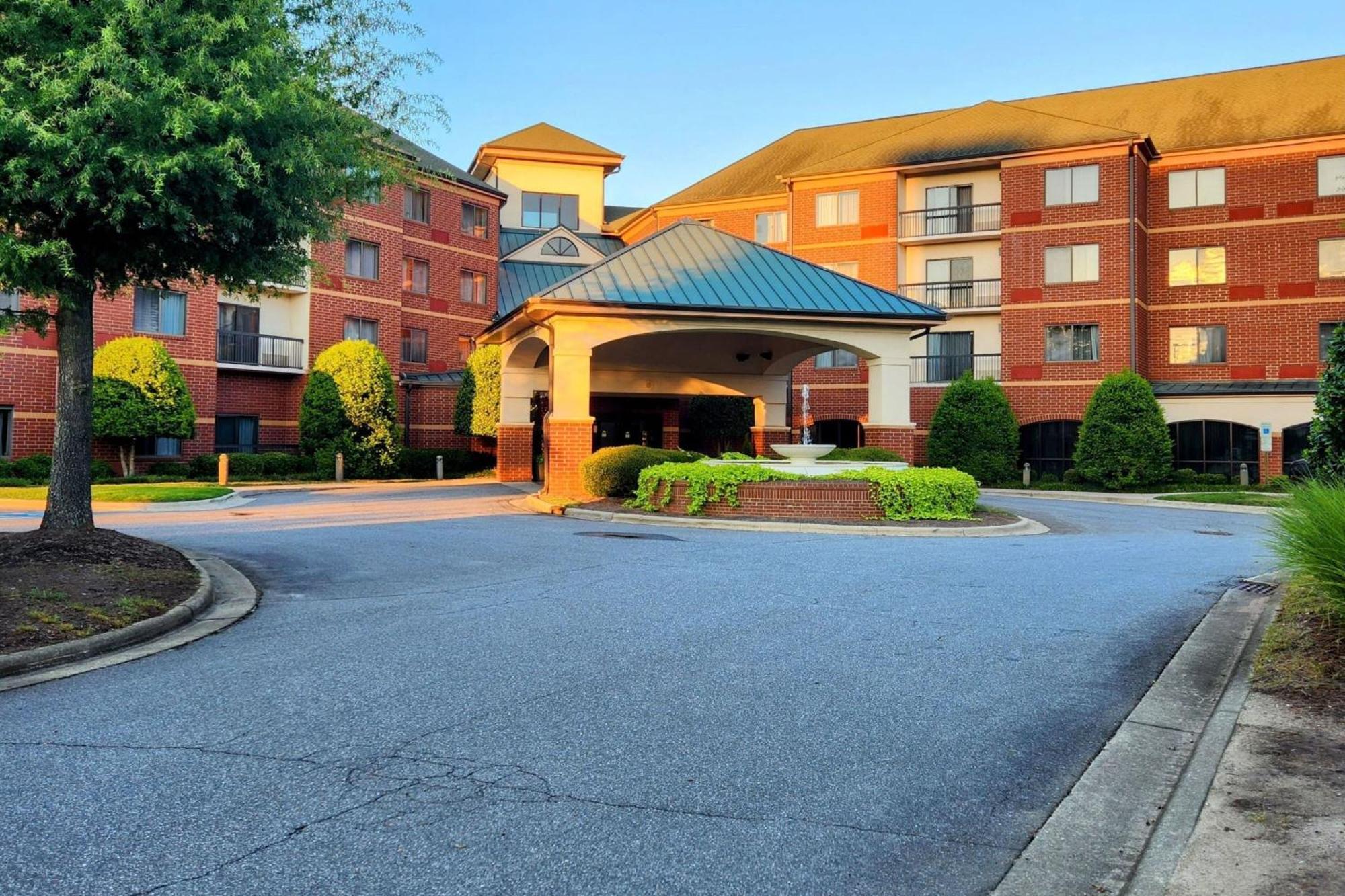 Hotel Courtyard By Marriott Hickory Exterior foto